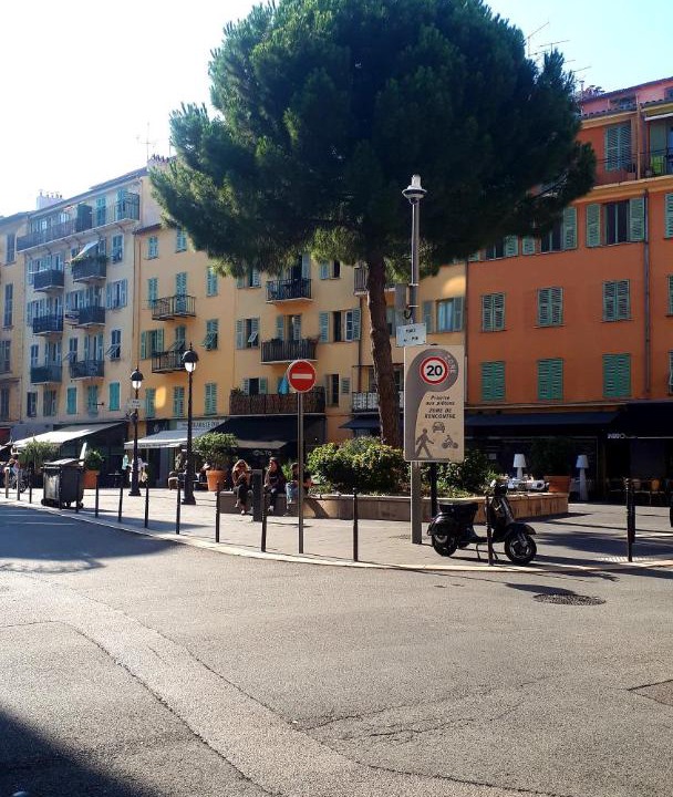 Photo of Others in Quartier du Port