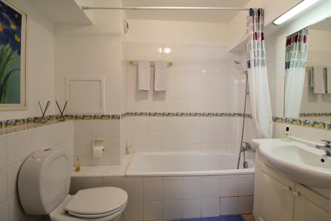 Photo of Bathroom in Beausoleil