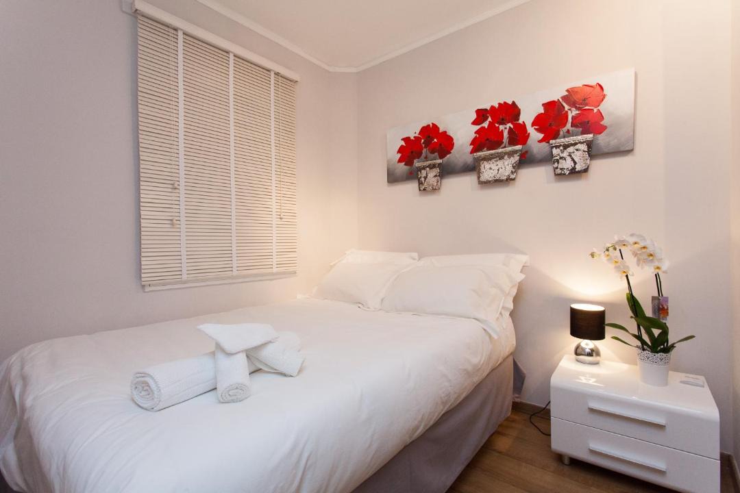 Photo of Bedroom in Cannes City Centre