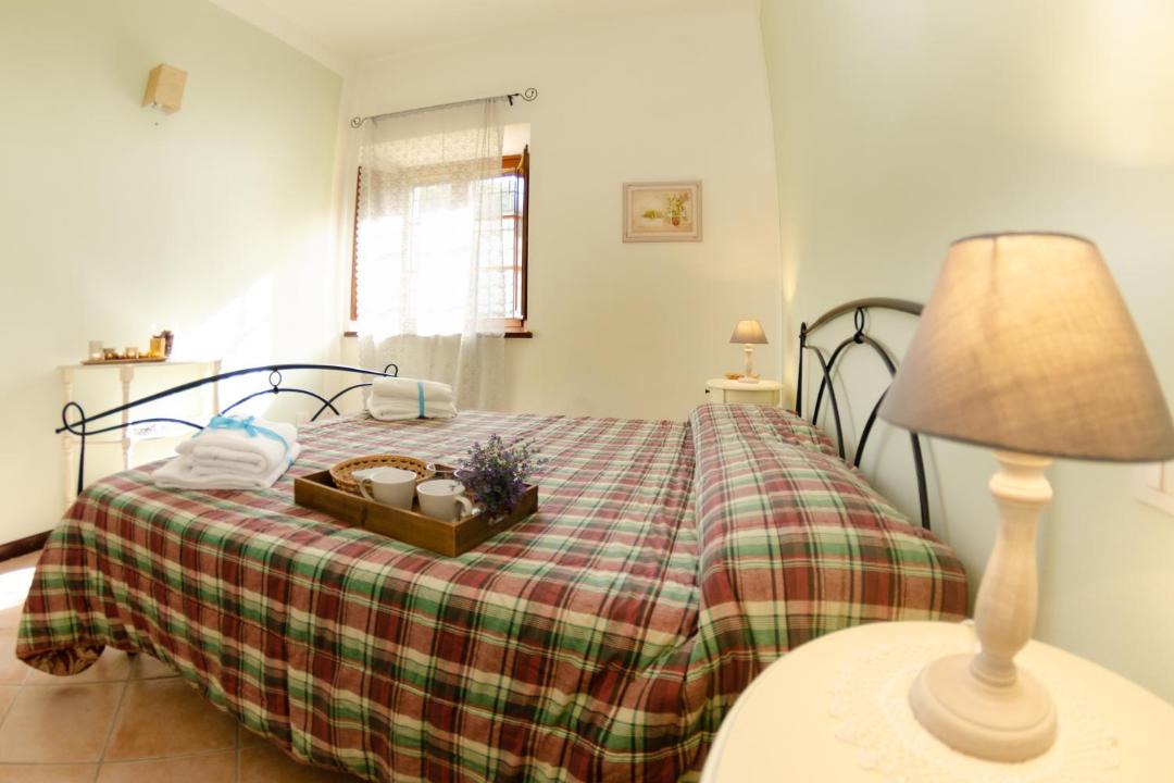 Photo of Bedroom in Valpromaro