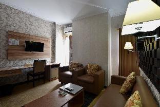 Photo of Livingroom in Gatot Subroto
