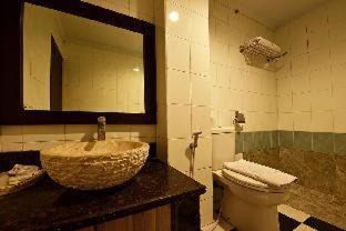 Photo of Bathroom in Gatot Subroto