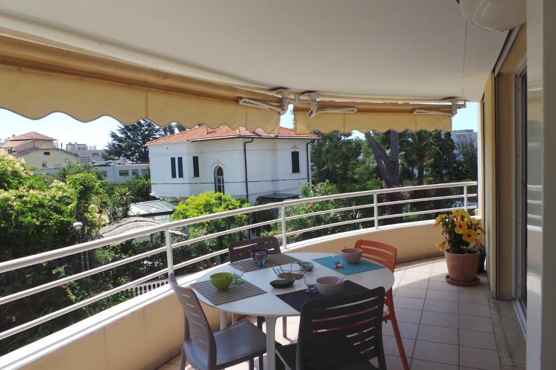 Photo of Patio Balcony in Juan-les-Pins