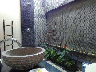 Photo of Bathroom in Kedewatan