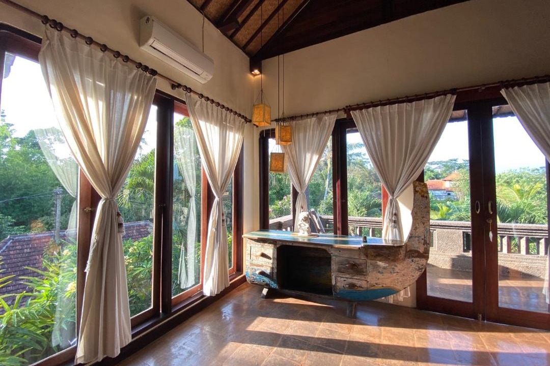 Photo of Livingroom in Sayan