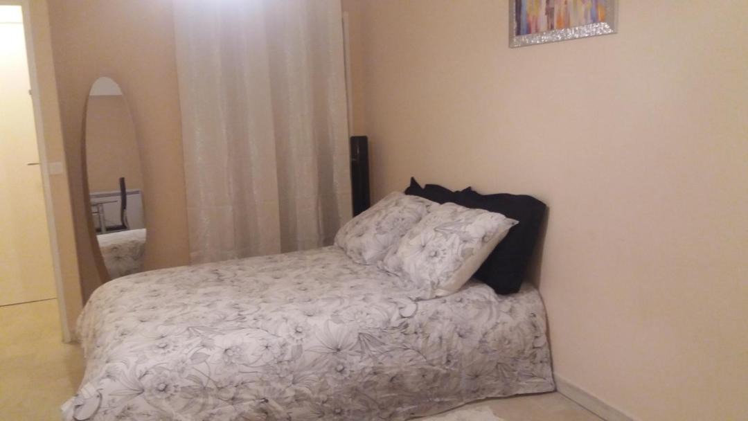 Photo of Bedroom in Juan-les-Pins
