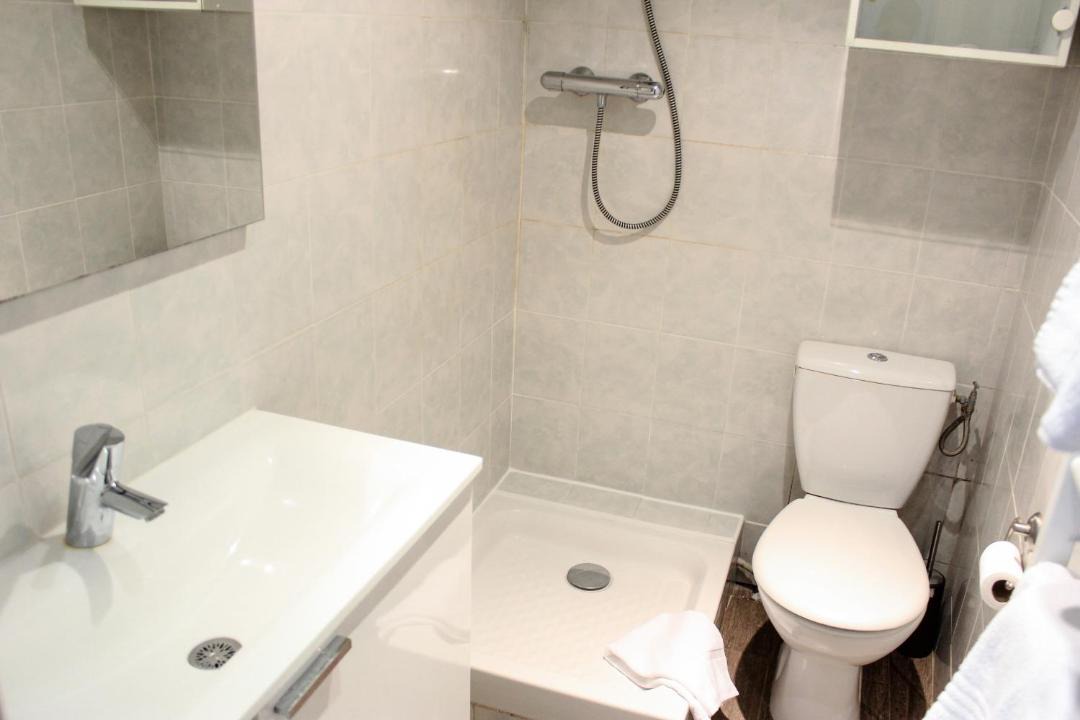 Photo of Bathroom in Nice City Centre