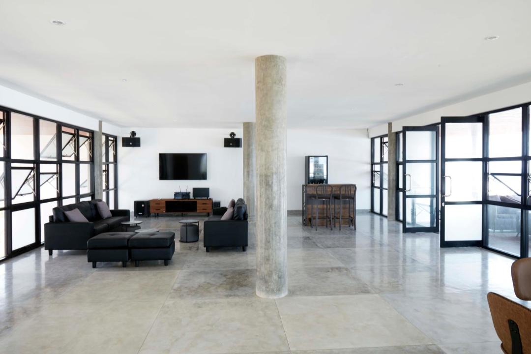 Photo of Livingroom in East Selemadeg