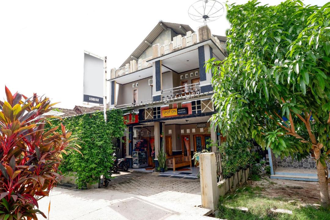 Photo of Buildings in Karimunjava