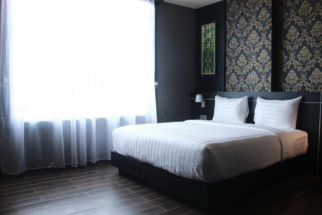 Photo of Bedroom in Metro