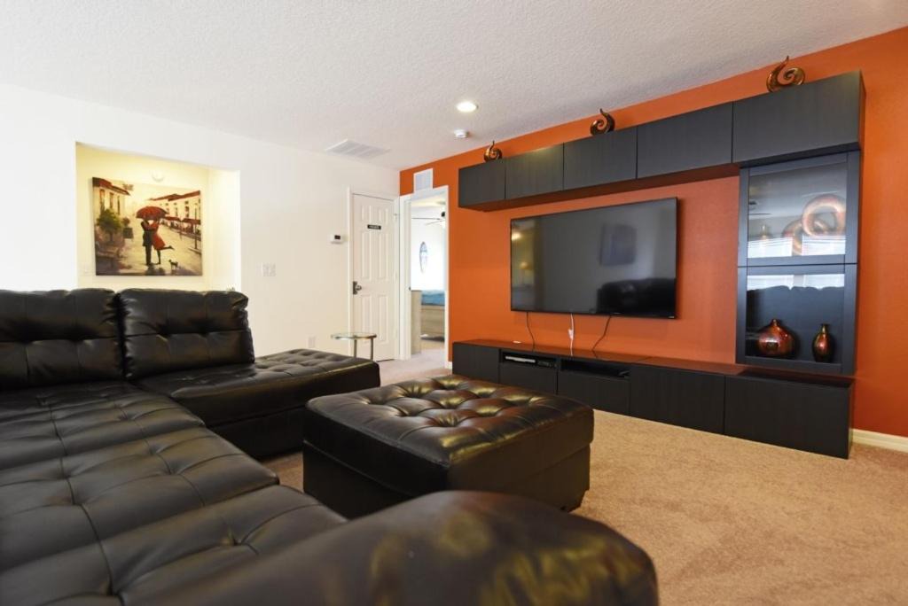 Photo of Livingroom in West Haven