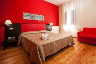 Photo of Bedroom in San Giuliano Terme
