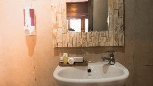 Photo of Bathroom in Sampalan