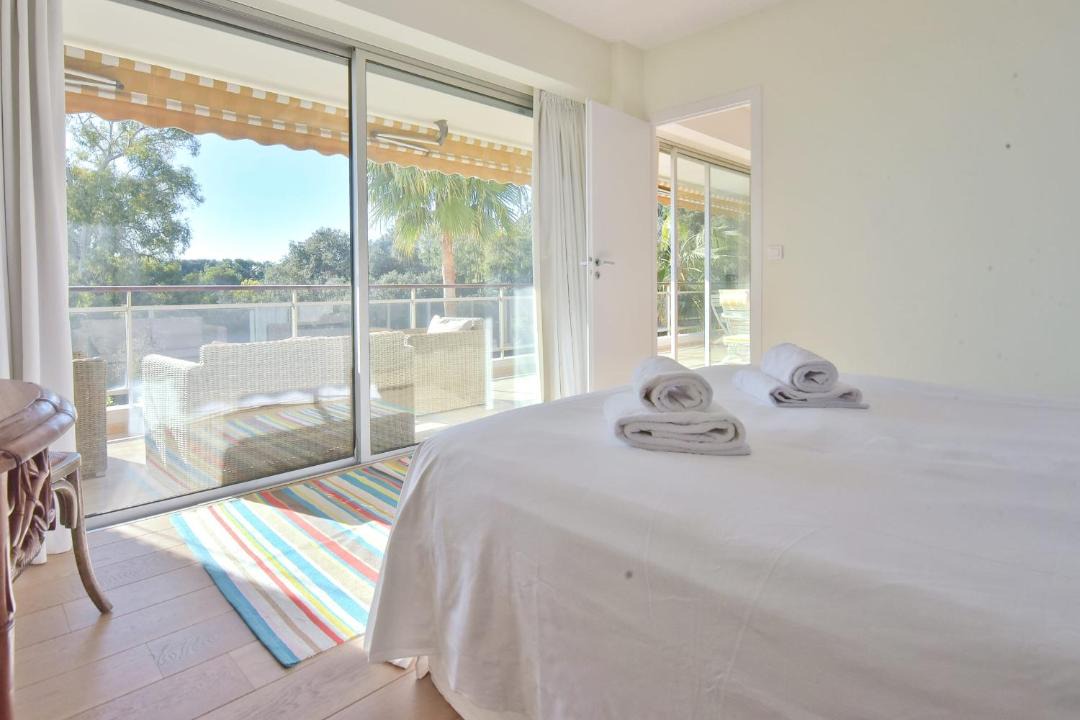 Photo of Bedroom in Vallauris