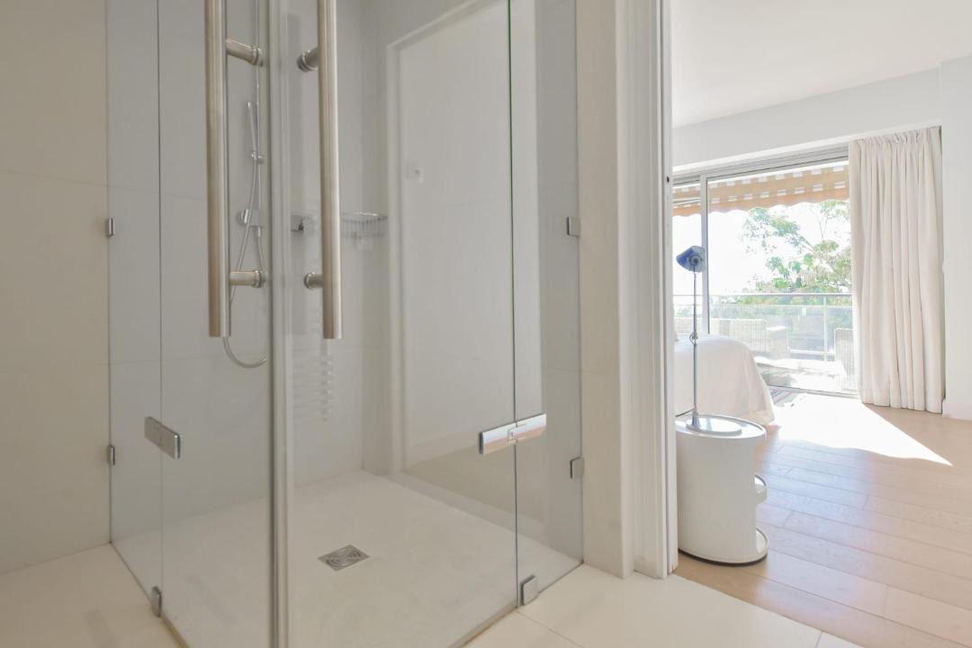 Photo of Bathroom in Vallauris
