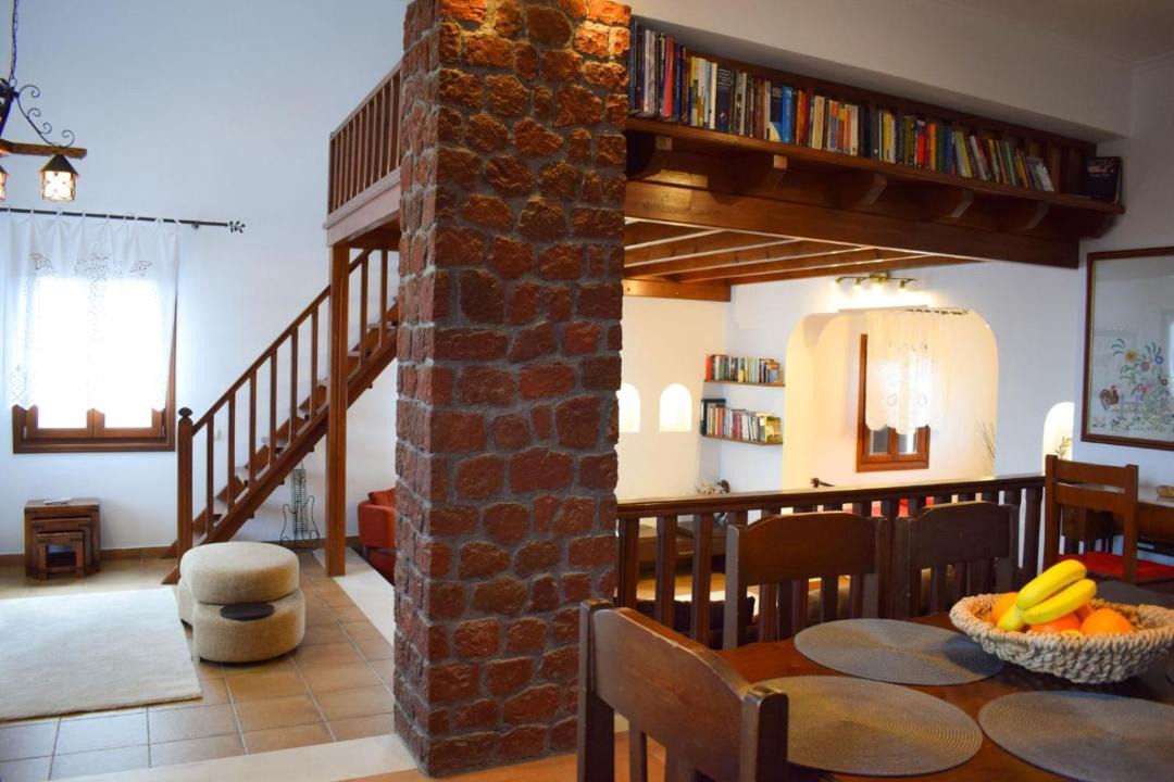Photo of Livingroom in Karterados