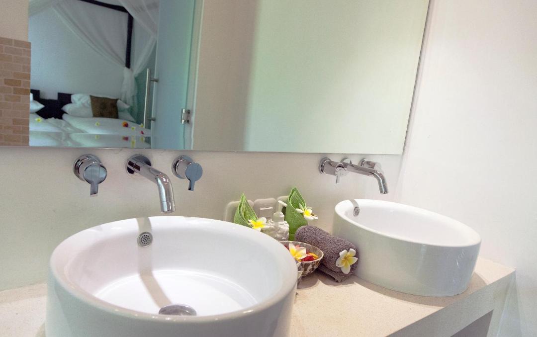 Photo of Bathroom in Dencarik