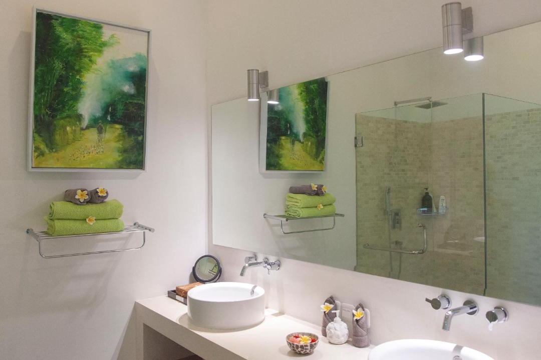 Photo of Bathroom in Dencarik