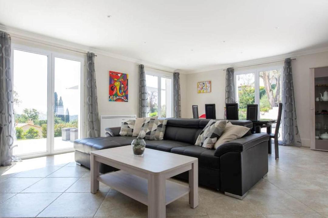 Photo of Livingroom in Le Rouret