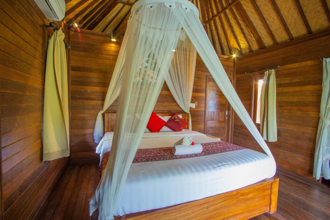 Photo of Bedroom in Mushroom Bay