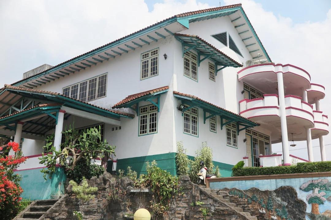 Photo of Others in Cisarua