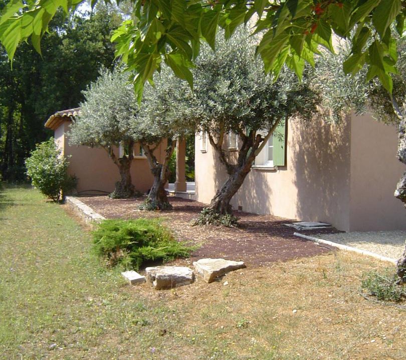 Photo of Buildings in Tourrettes