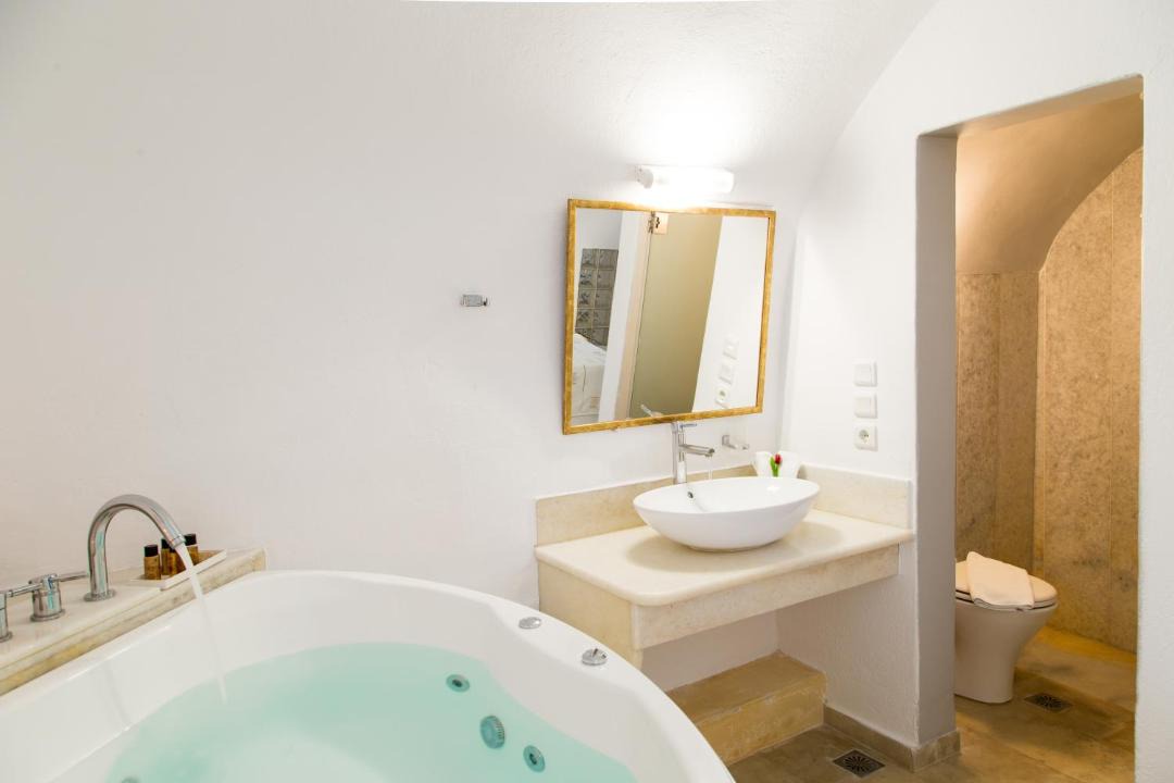 Photo of Bathroom in Pyrgos