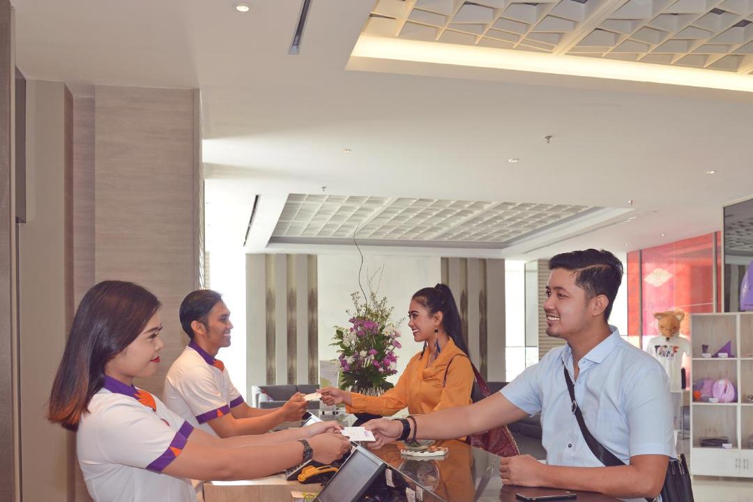 Photo of Human In Picture in Pekanbaru