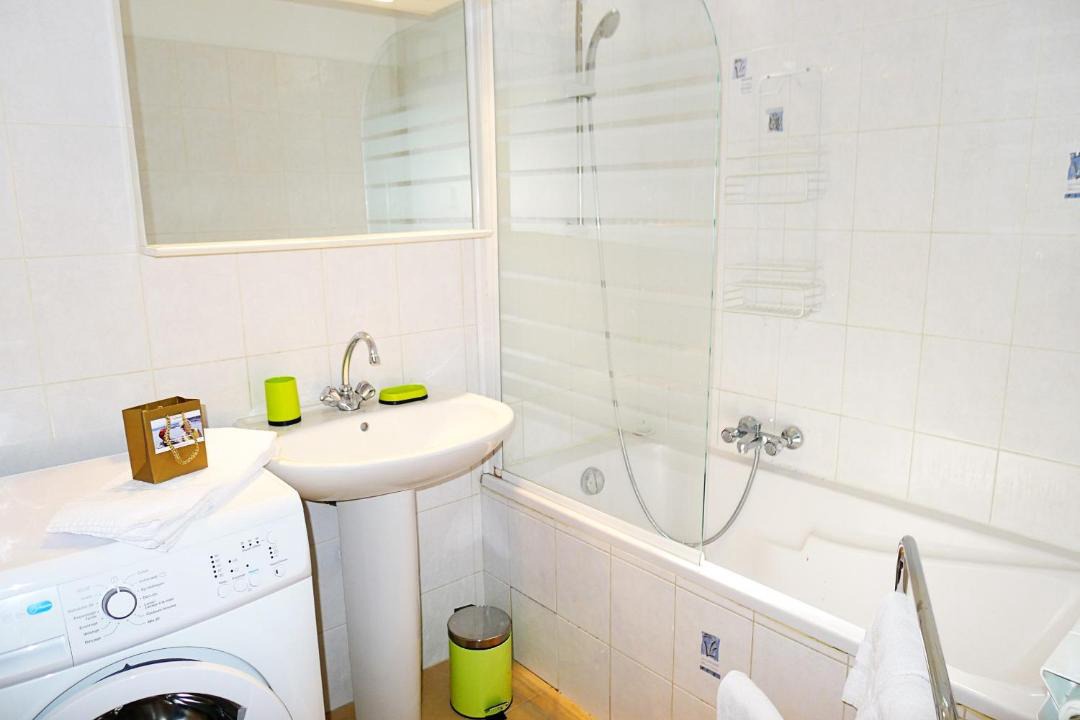 Photo of Bathroom in Vernier