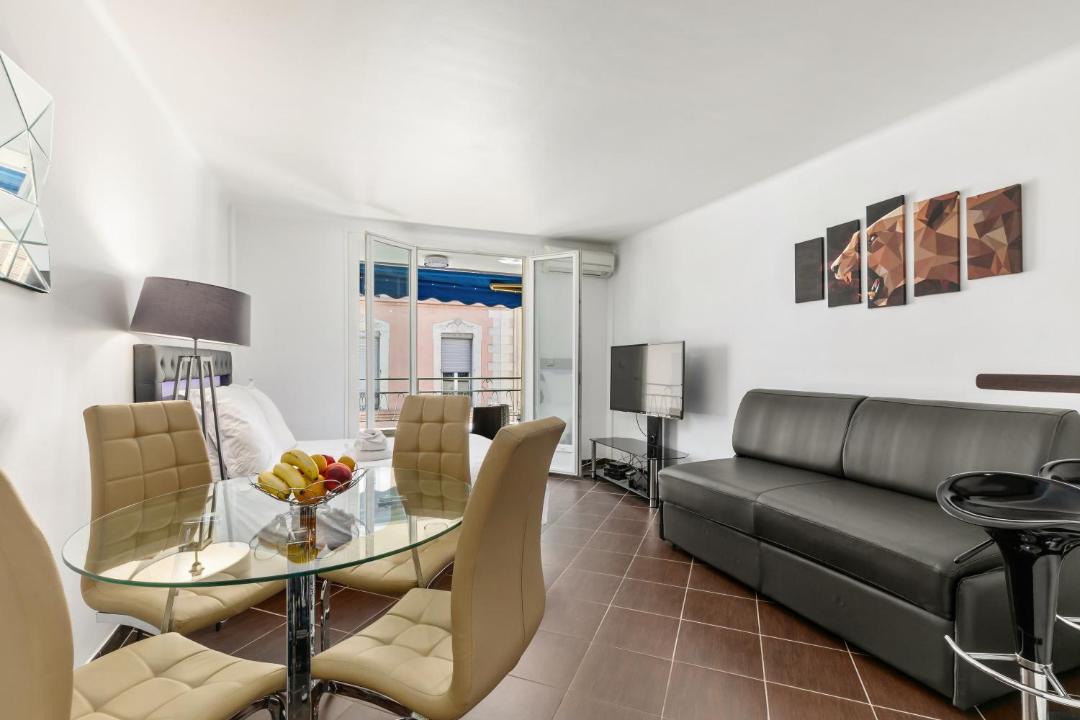 Photo of Livingroom in Cannes City Centre