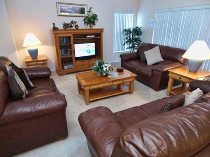 Photo of Livingroom in Four Corners