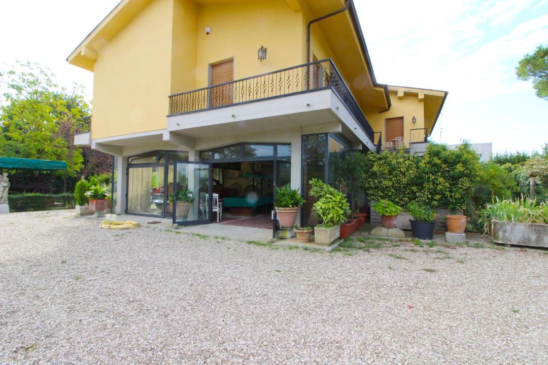 Photo of Others in Tregozzano