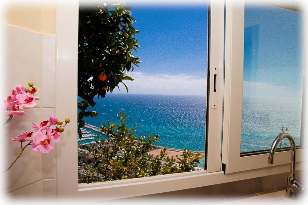 Photo of Others in Menton