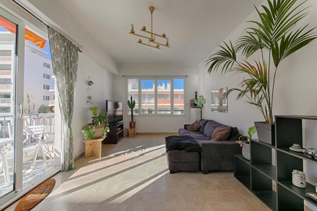 Photo of Livingroom in La Madeleine
