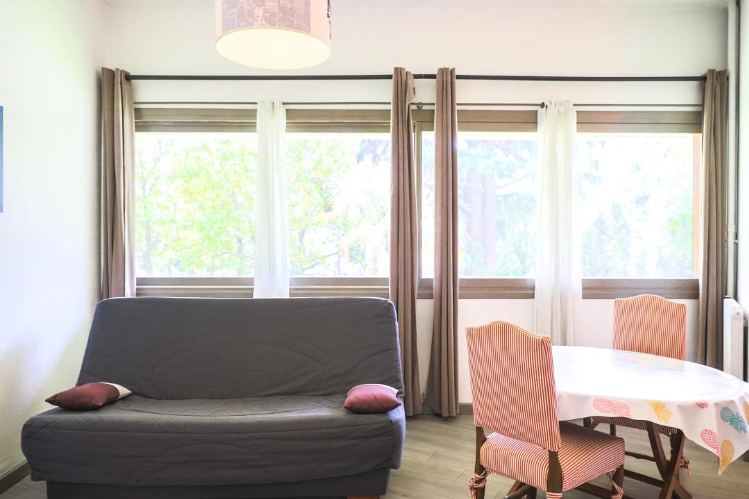Photo of Livingroom in California - Pezou
