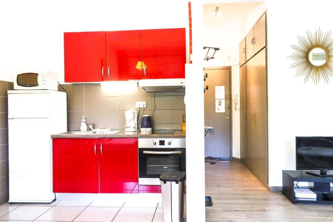 Photo of Kitchen in California - Pezou