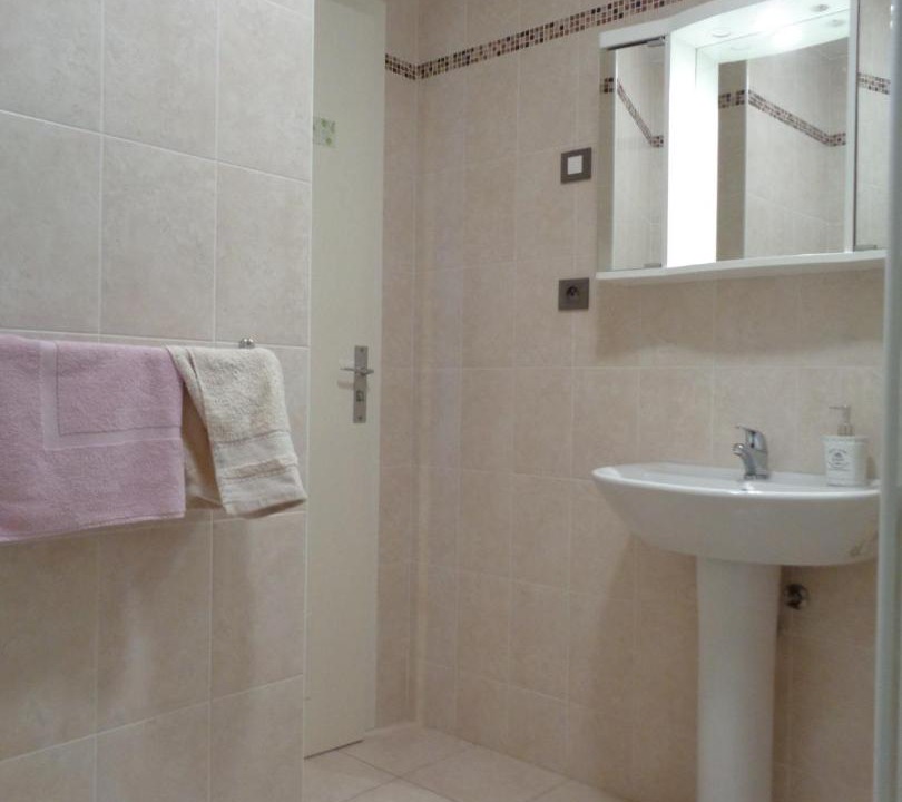 Photo of Bathroom in Menton