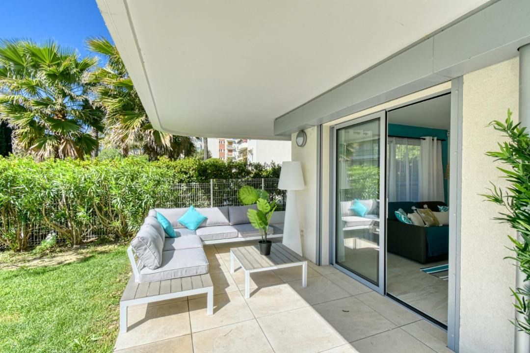 Photo of Patio Balcony in Pointe Croisette