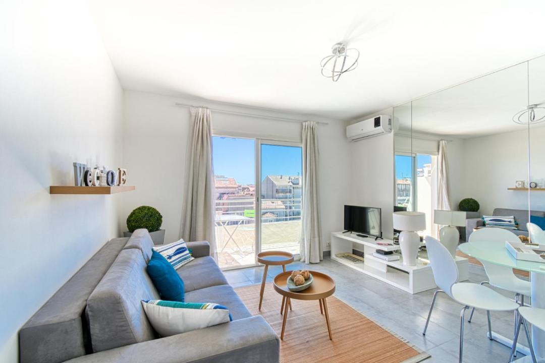 Photo of Livingroom in Cannes City Centre