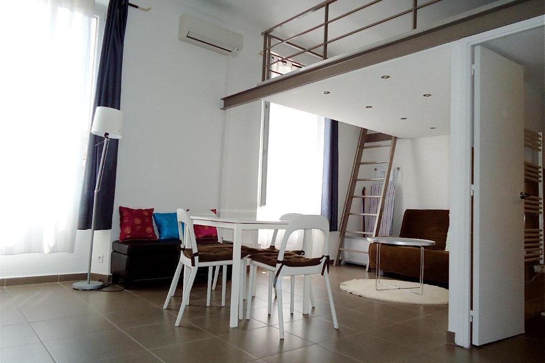 Photo of Livingroom in Cannes City Centre