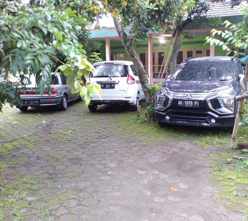 Photo of Buildings in Srimulyo