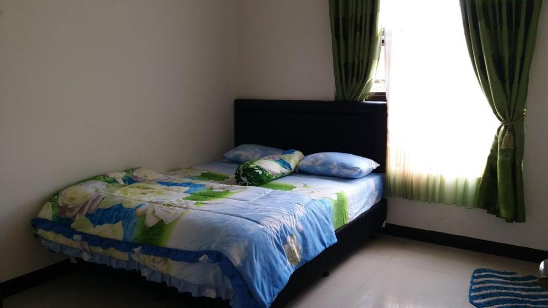 Photo of Bedroom in Garut