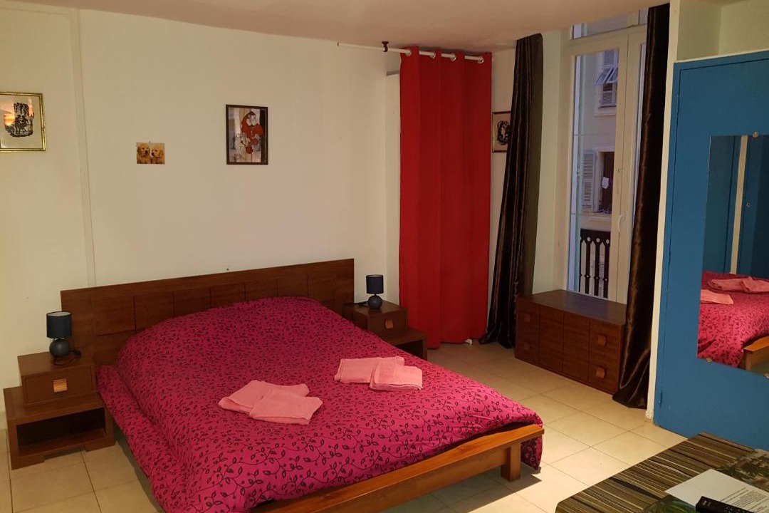Photo of Bedroom in Jean-Medecin