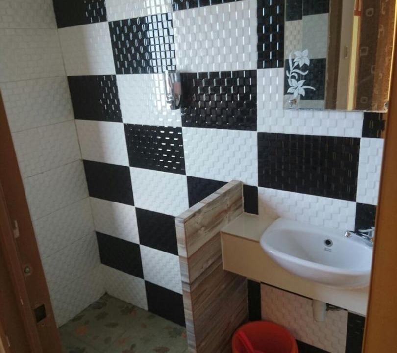 Photo of Bathroom in Paiton