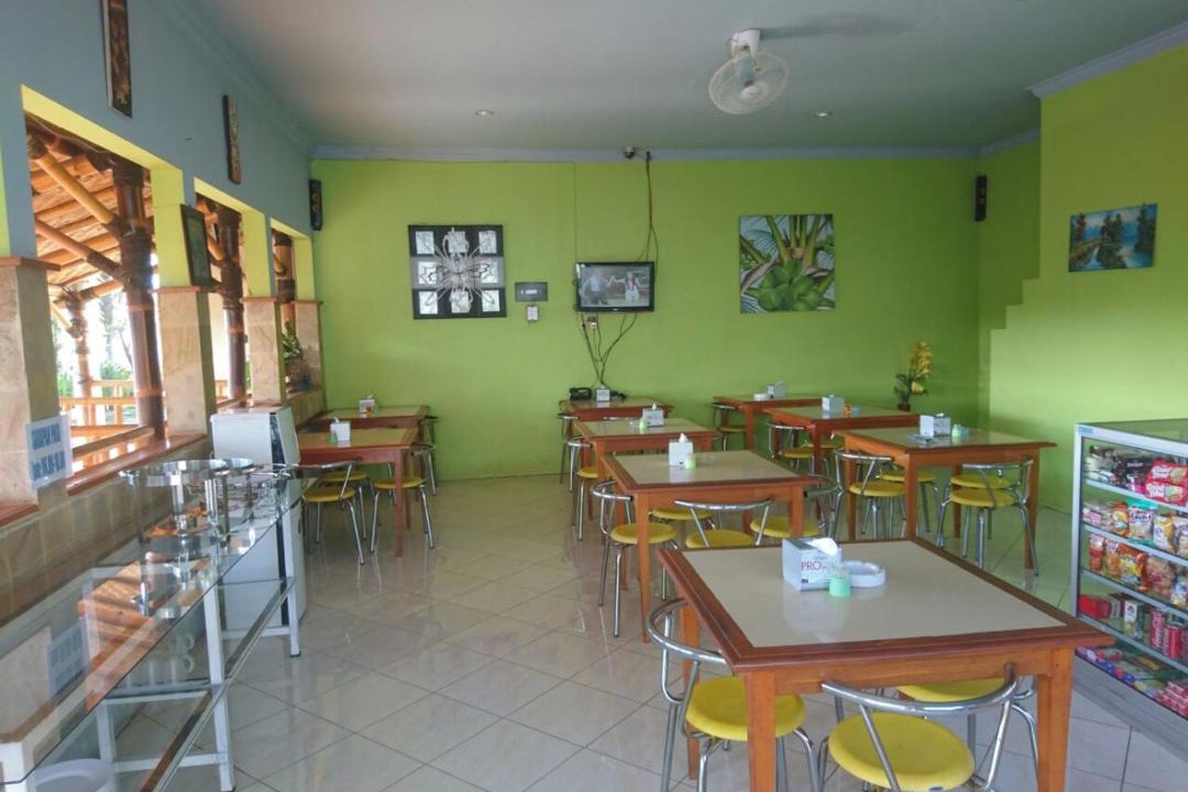 Photo of Others in Paiton