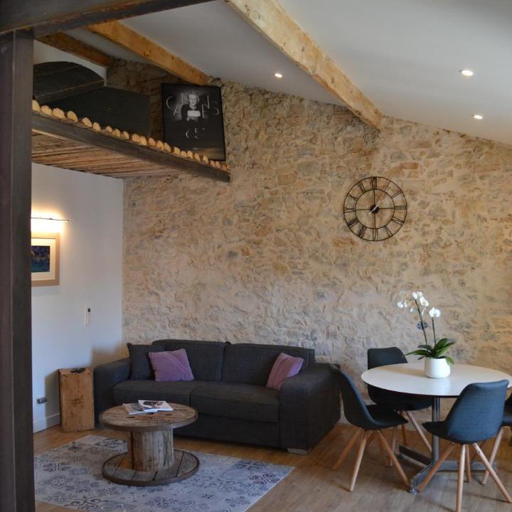 Photo of Livingroom in Cannes City Centre