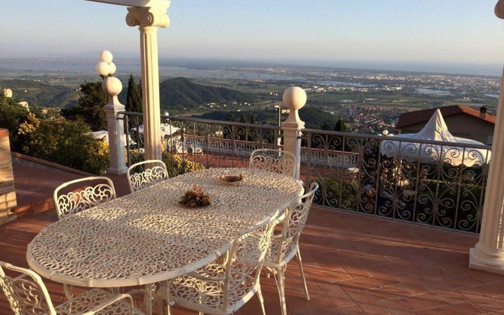 Photo of Patio Balcony in Corsanico