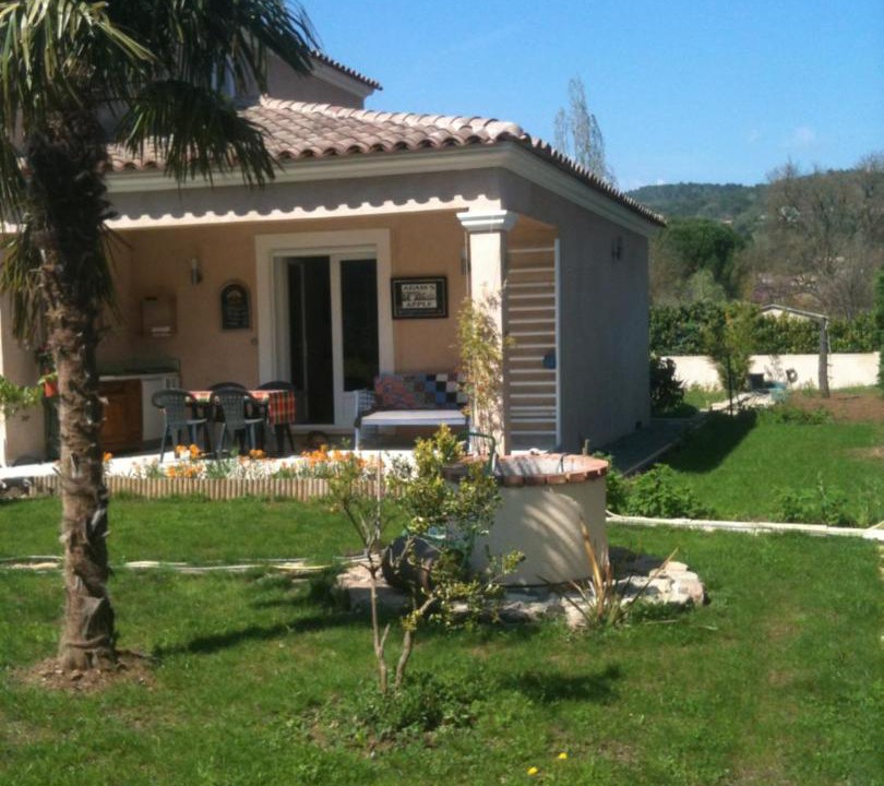 Photo of Buildings in Tourrettes