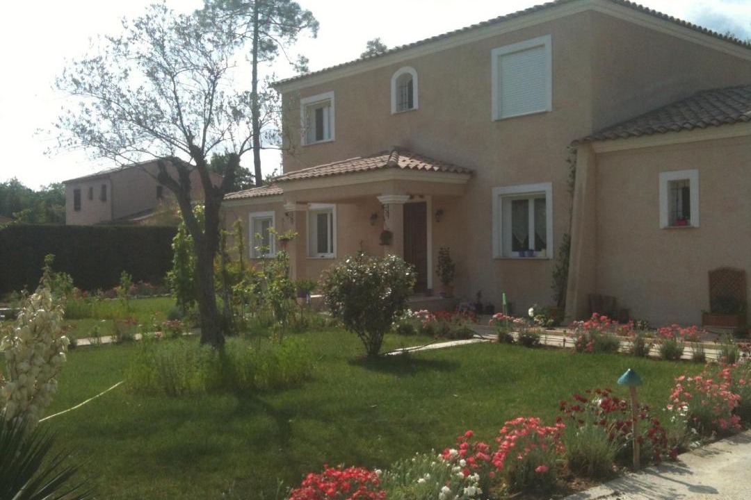 Photo of Buildings in Tourrettes