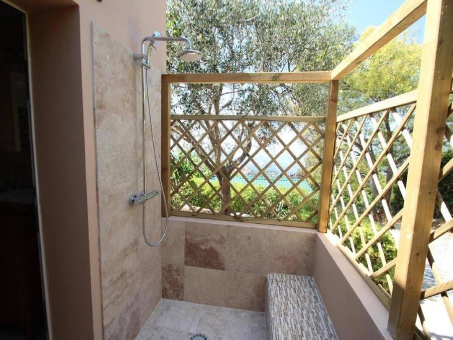 Photo of Patio Balcony in Aspremont